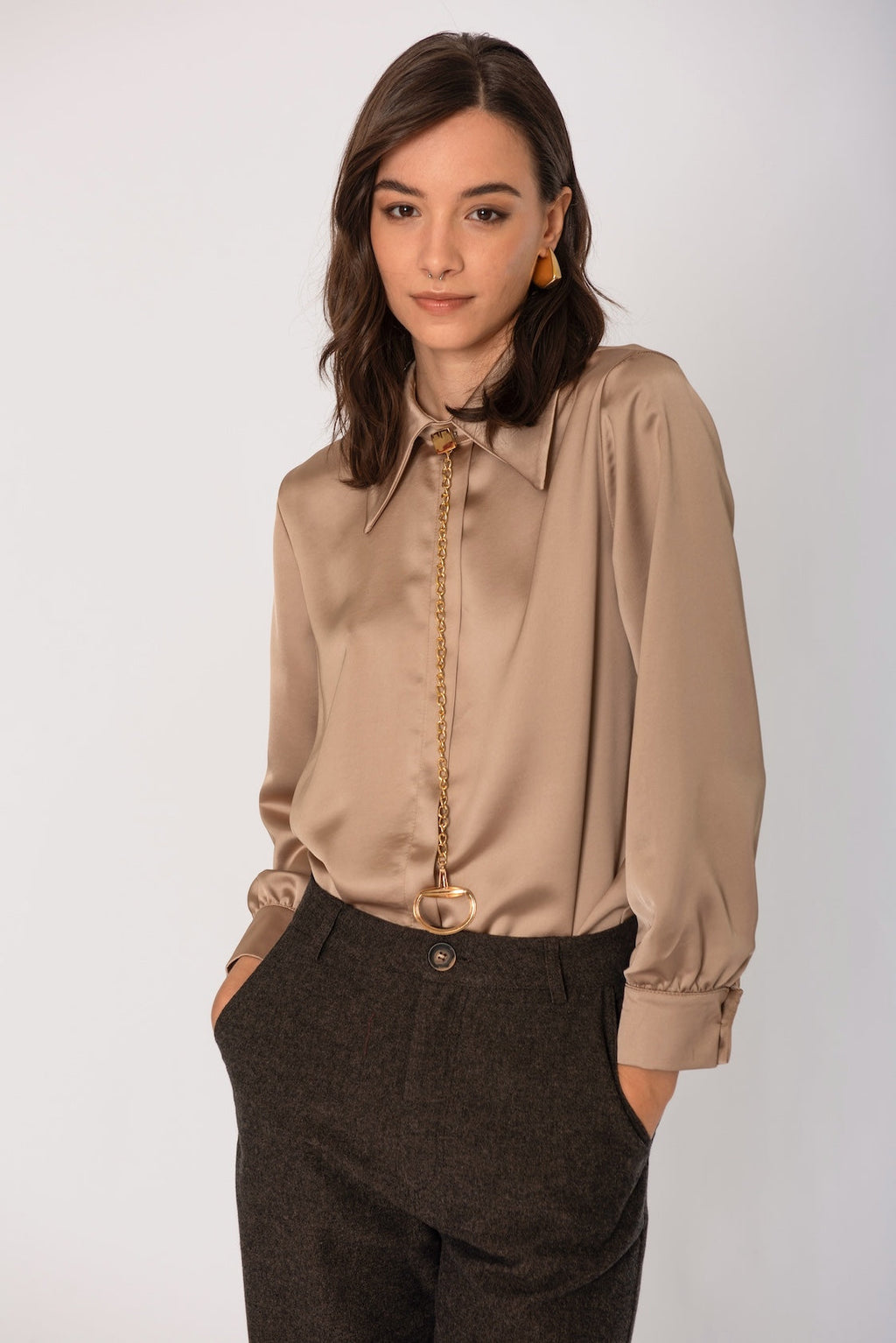 Camicia No-nà con accessorio esclusivo