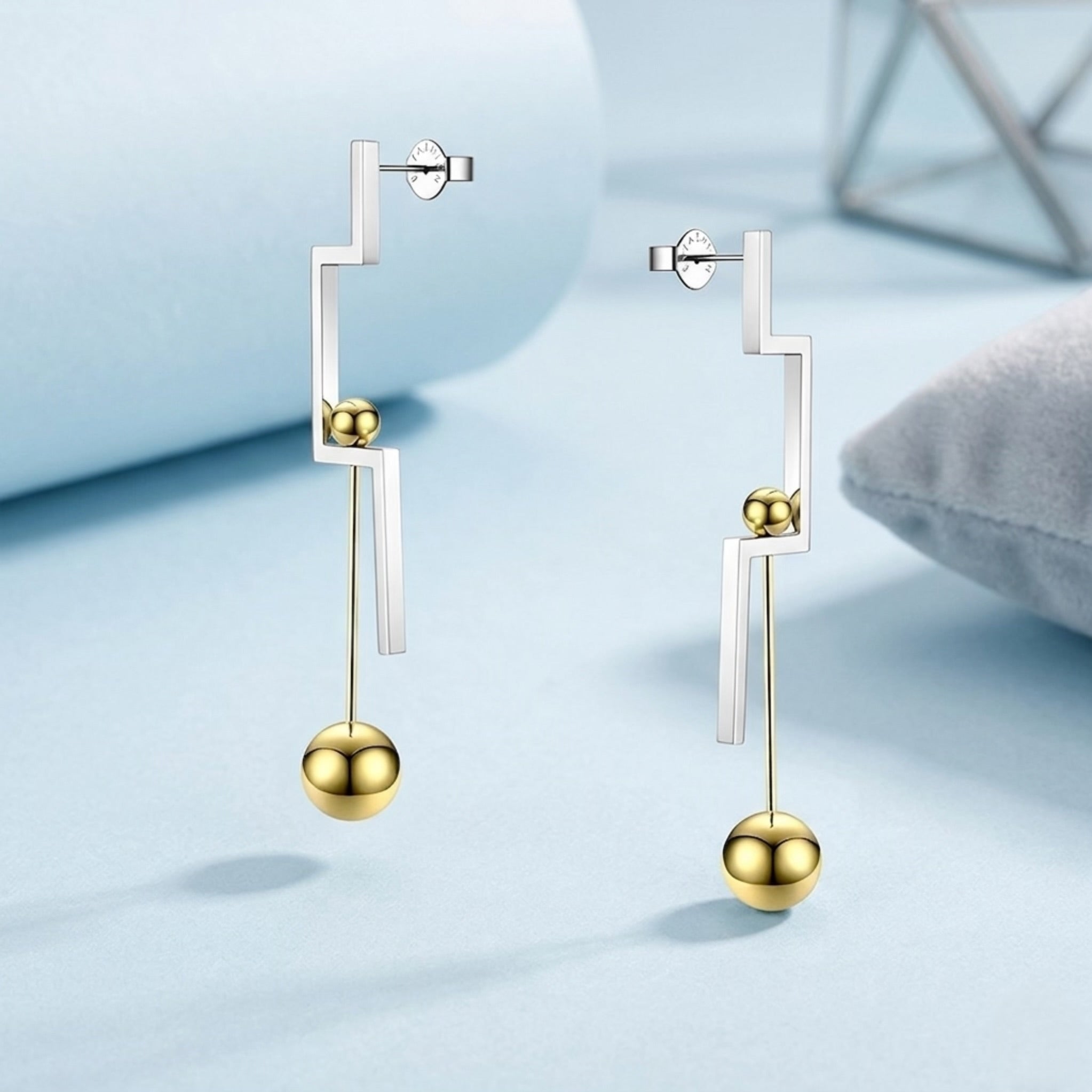 Isidora Earrings