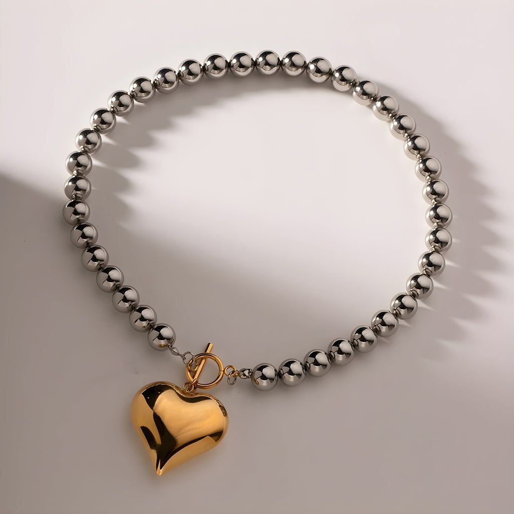 Emma Choker