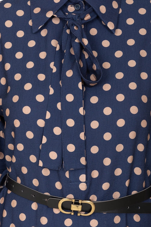 Abito pois con cintura elegante e alla moda