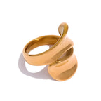 Vivian Ring