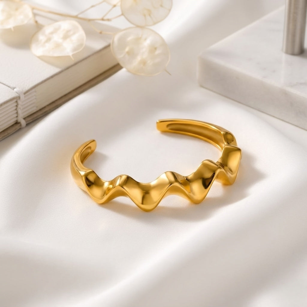 Romance Bracelet