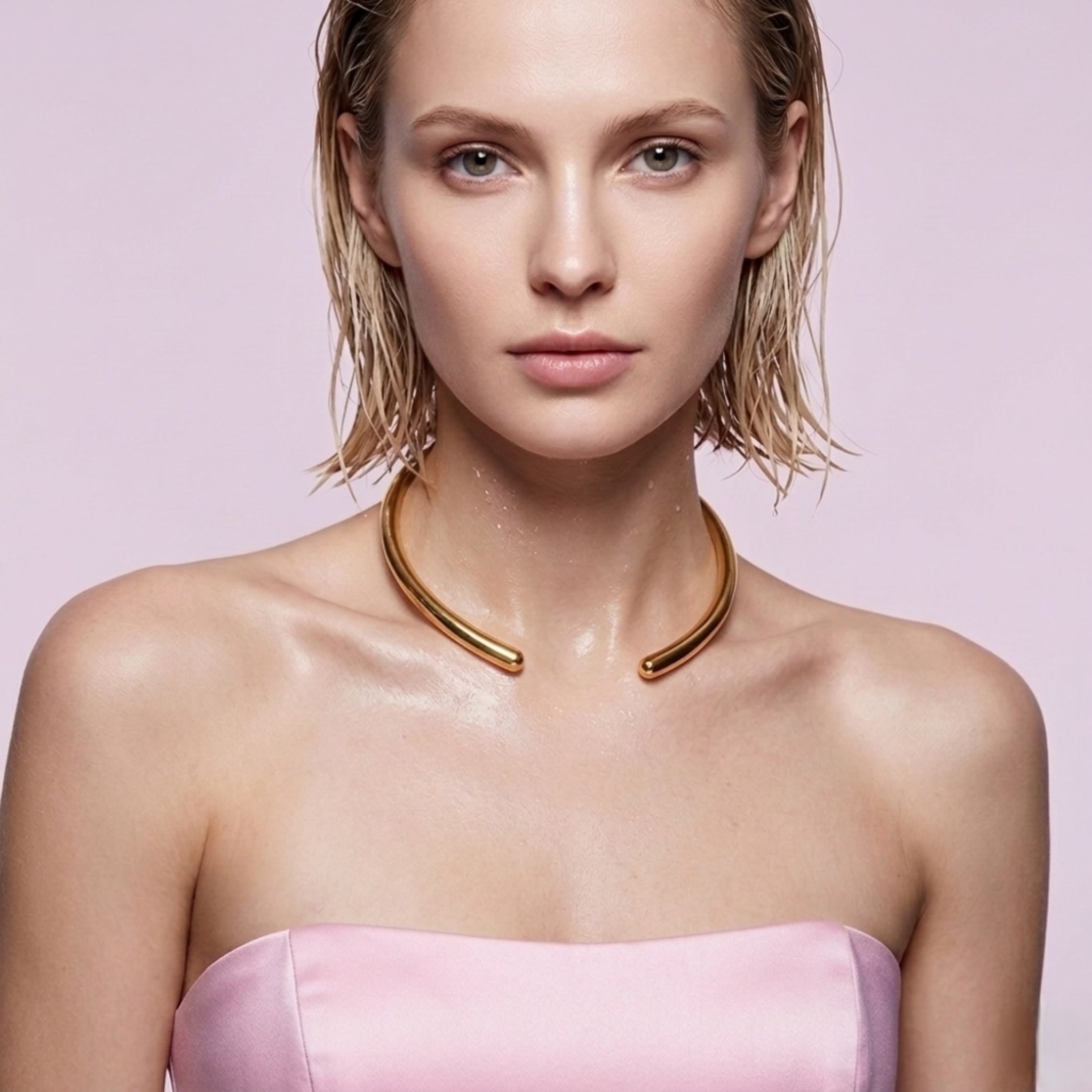 Flavia Choker