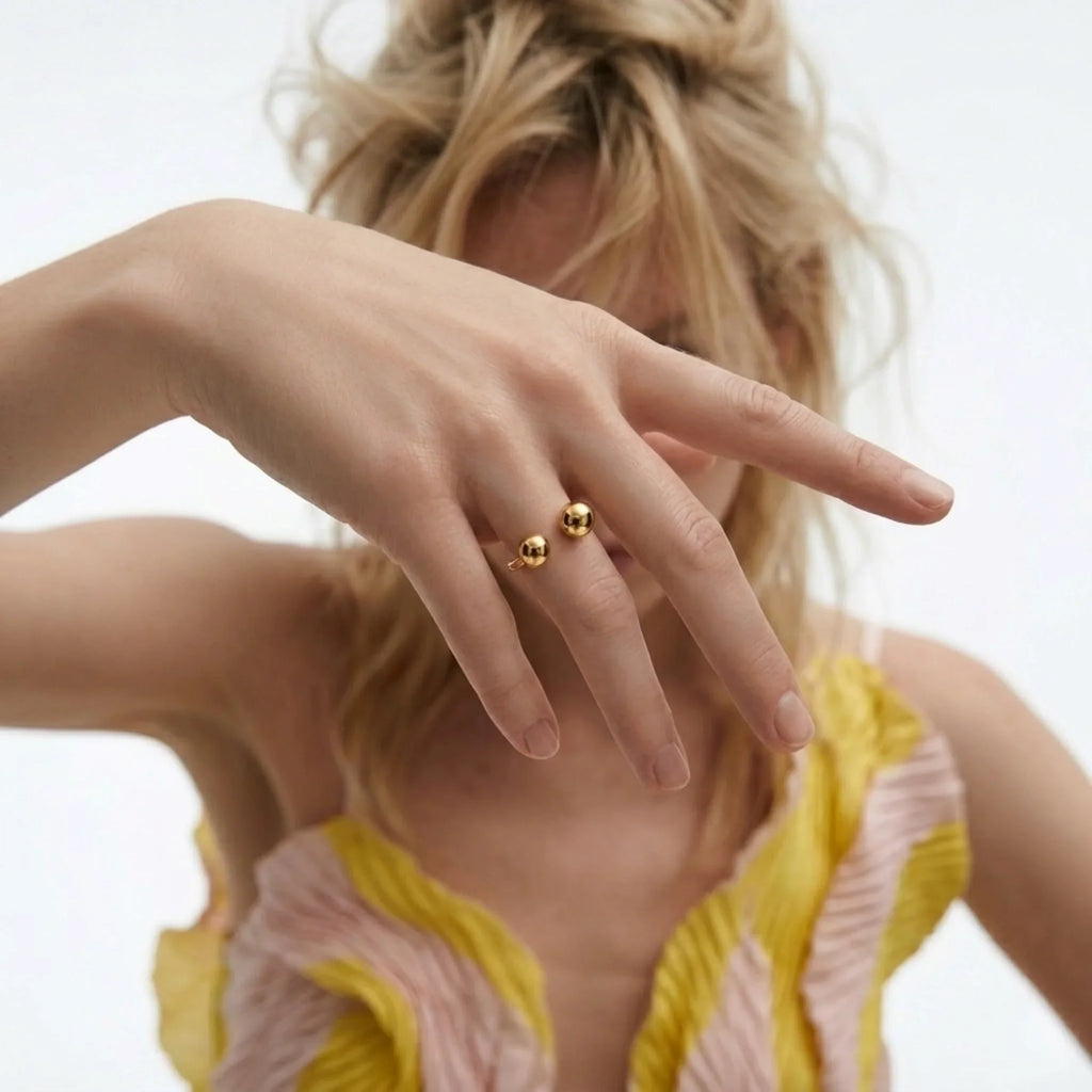 Adriana Ring