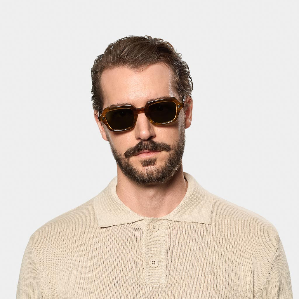 Oak Earth Bio | Bottle Green