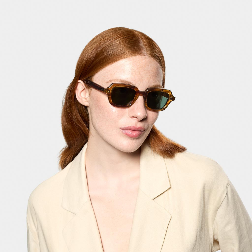 Oak Earth Bio | Bottle Green